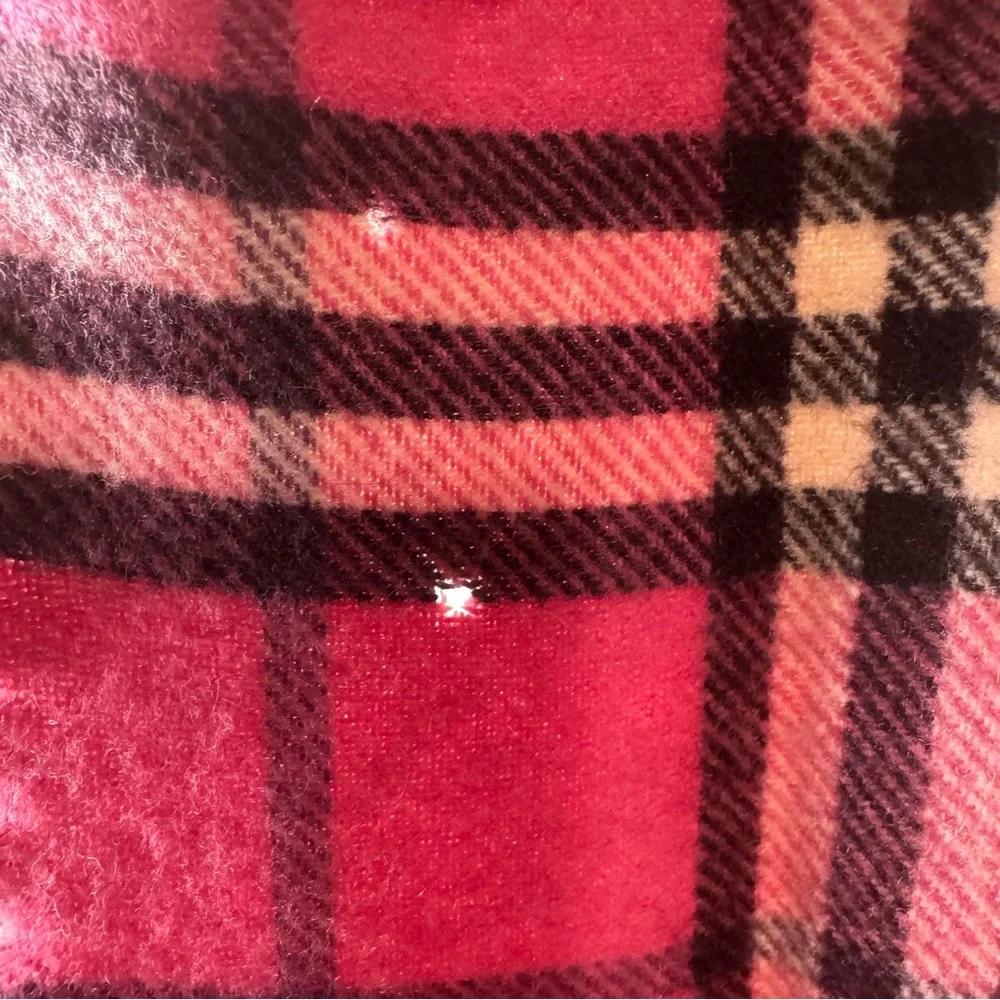 Burberry 100% cashmere authentic happy double fringe hot pink plaid scarf vintag